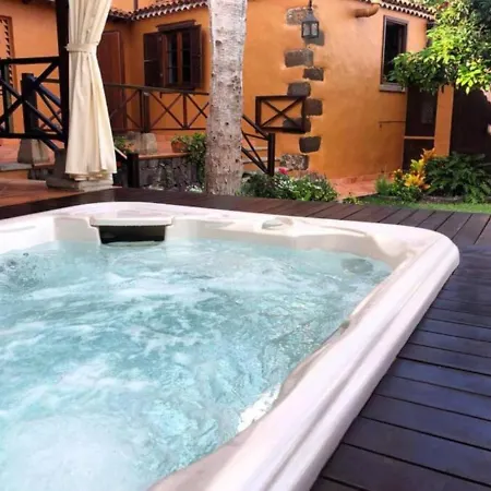 Semesterbostad La Casona De La Rambla - Private Garden + Jacuzzi *