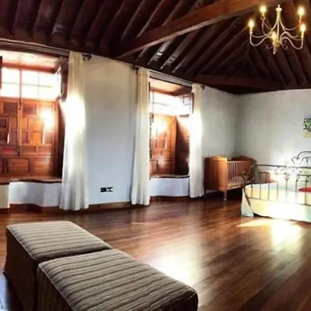 Сasa de vacaciones La Casona De La Rambla - Private Garden + Jacuzzi *