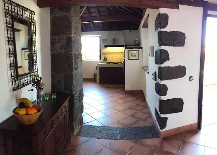 La Casona De La Rambla - Private Garden + Jacuzzi Сasa de vacaciones